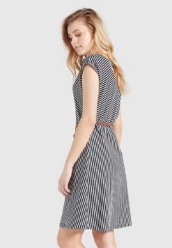 Khujo LEIFA - Freizeitkleid - Dunkelblau-weiß Gestreift -Khujo ff5b9aeccd6e4f43ae0b8a04bce539c8