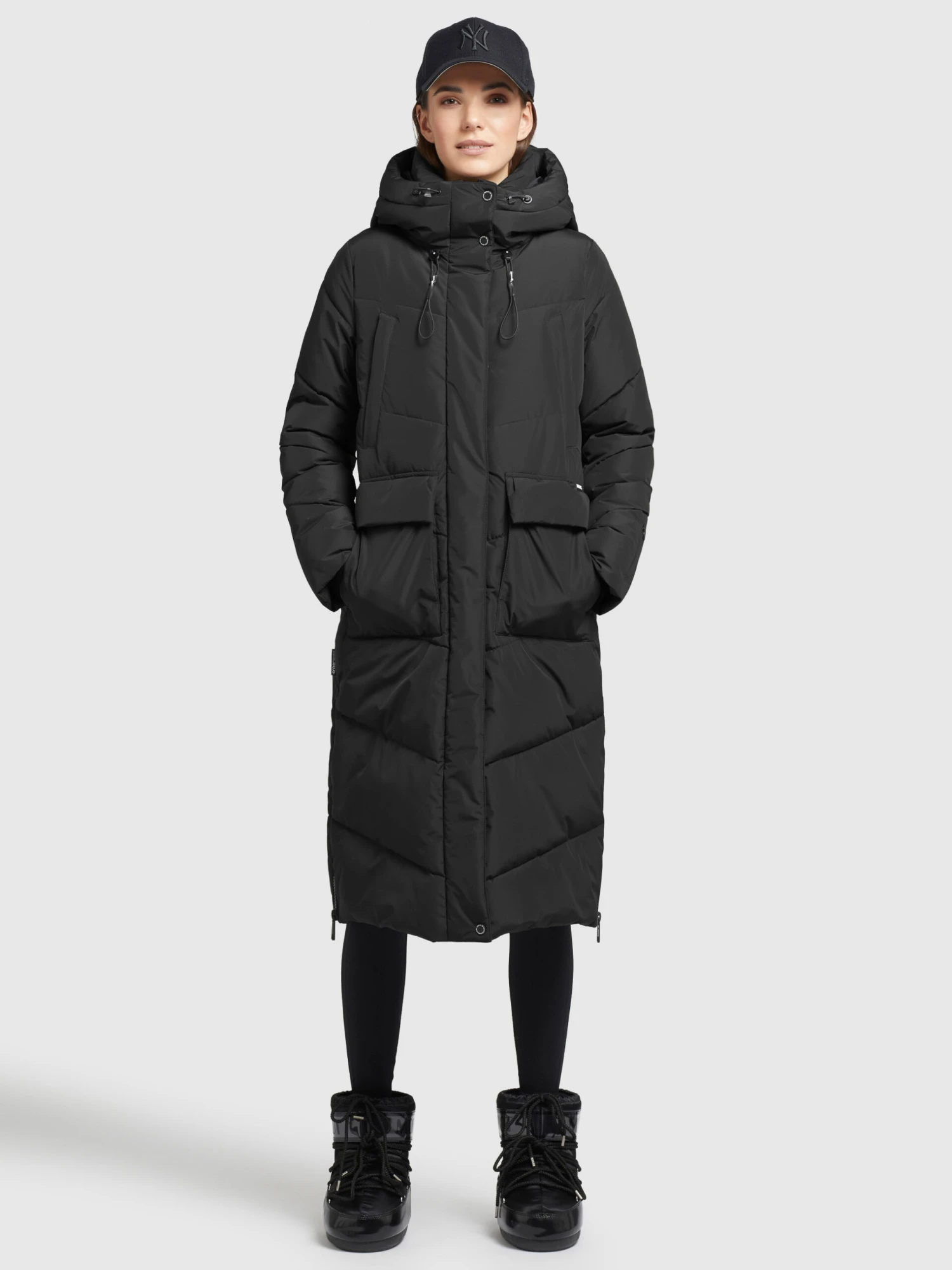 Mantel ELVITA in Schwarz Khujo Mantel ELVITA In Schwarz -Khujo khujo mantel elvita in schwarz 1 scaled